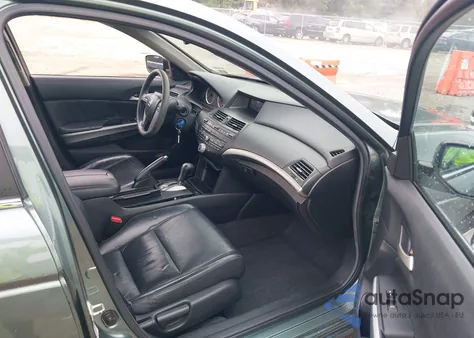 2008 Honda Accord 2.4 Ex-L z USA, uszkodzony, nr VIN 1HGCP26858A019992